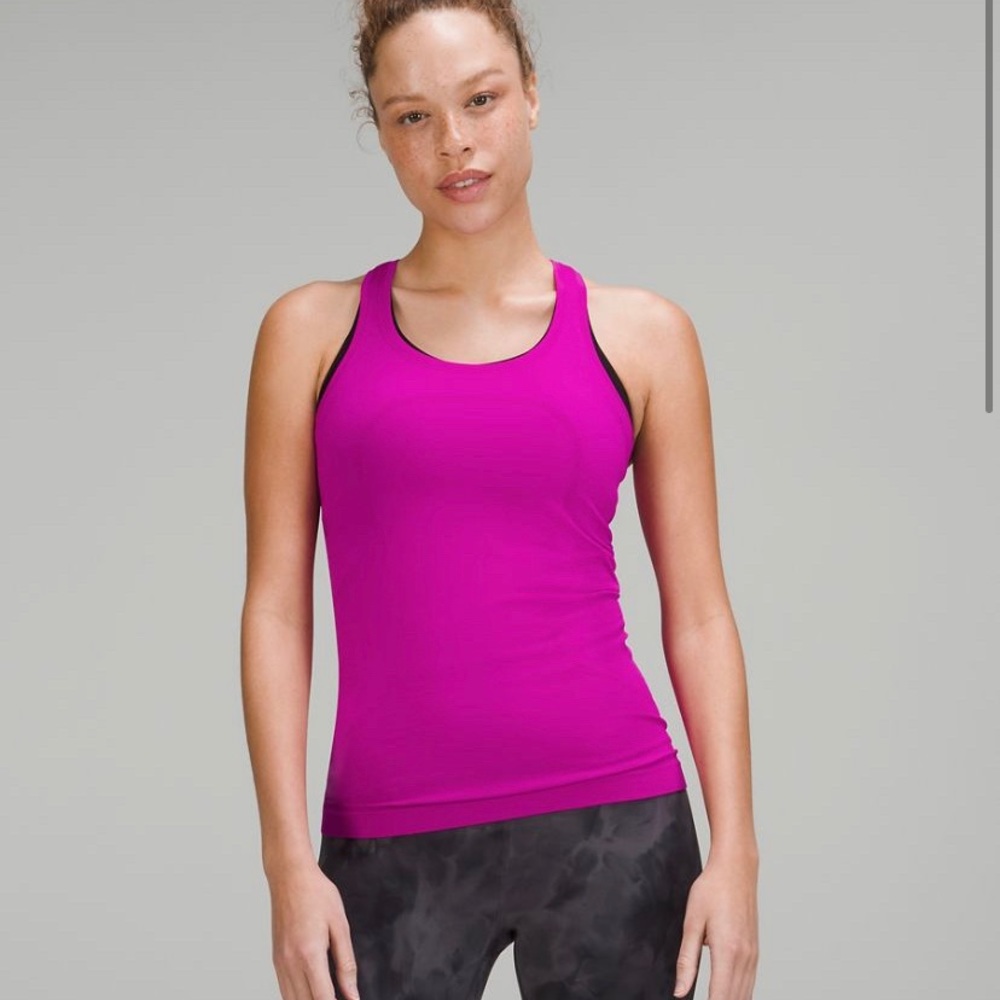 Swiftly tech racerback tank top 2.0 purple highlight, size 2